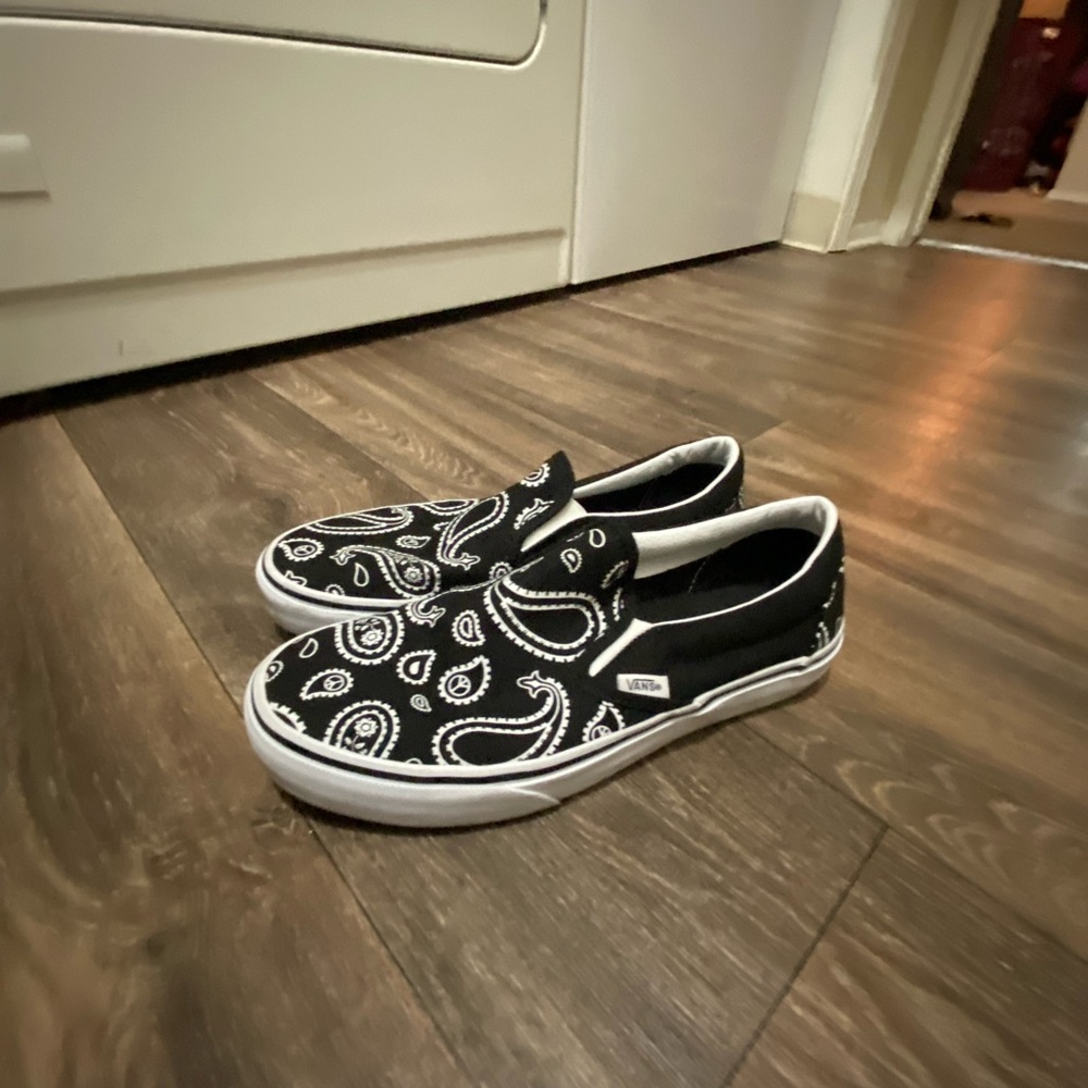 Only worn 2 times